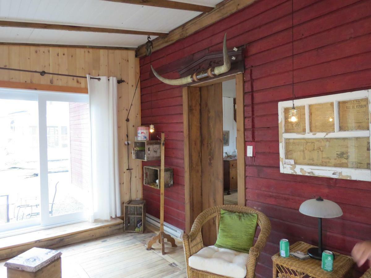 La Vieille Maison Rouge Saint-Tite Εξωτερικό φωτογραφία