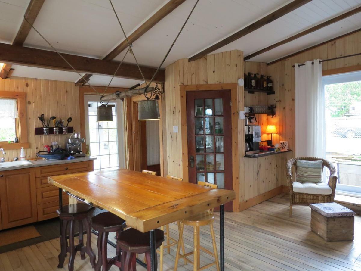 La Vieille Maison Rouge Saint-Tite Εξωτερικό φωτογραφία
